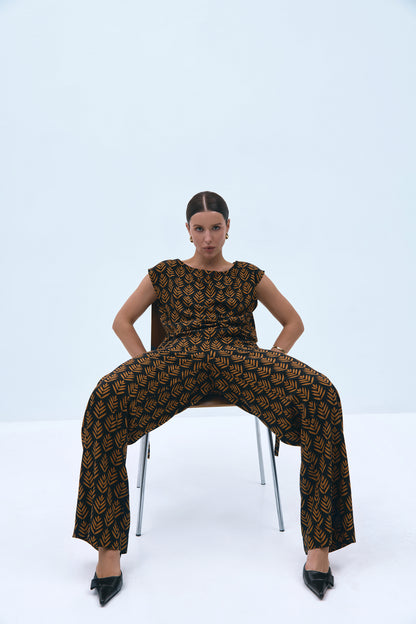 Wheat suit