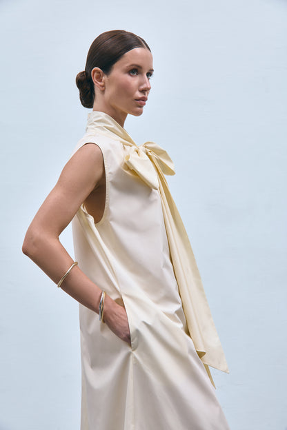 Milk maxi dress with scarf